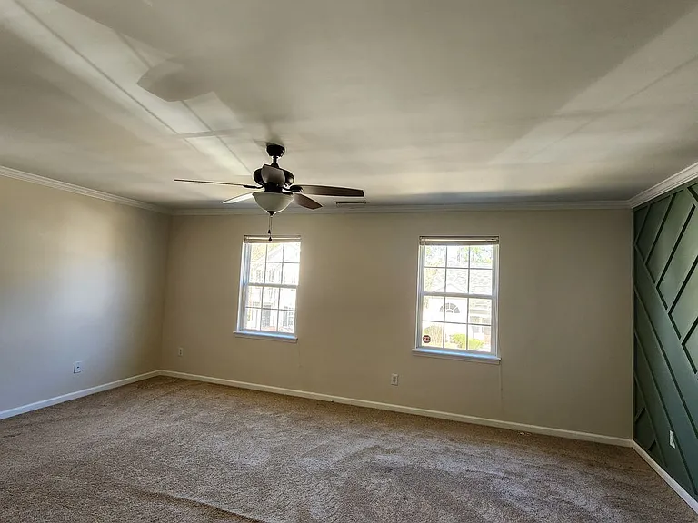 2826 Bombay Dr — Photo 13