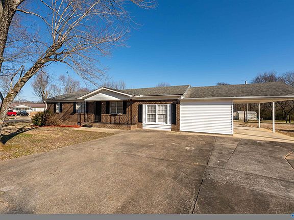 3rd image of 13728 Dart Cir