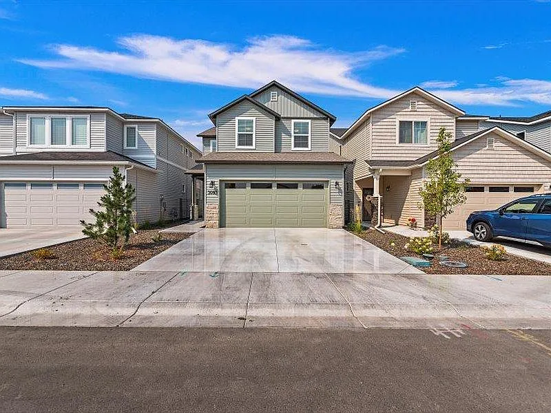 Building Photo - 3093 N Summermoon Ave