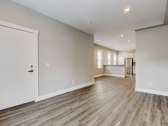 2nd image of 1761 N Humboldt Ave #1761