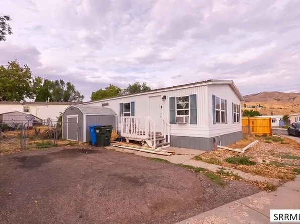 845 Barton Rd Trailer 116, Pocatello, ID 83204