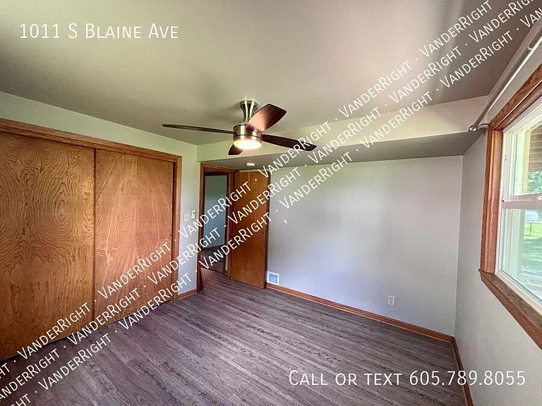 1011 S Blaine Ave — Photo 10