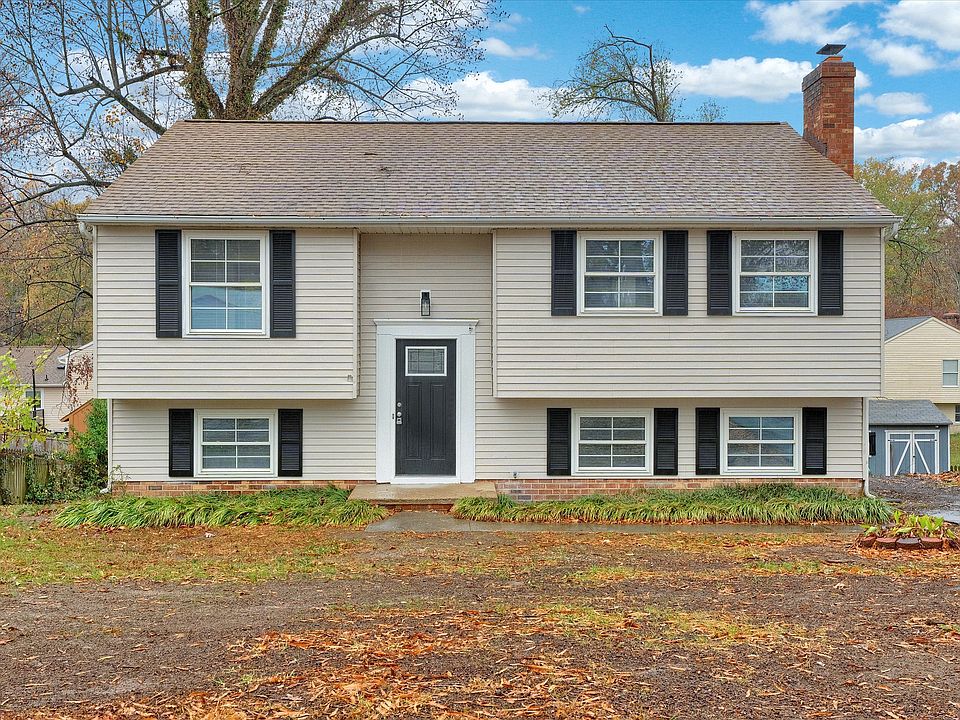 1st image of 4912 Fairlake Ln