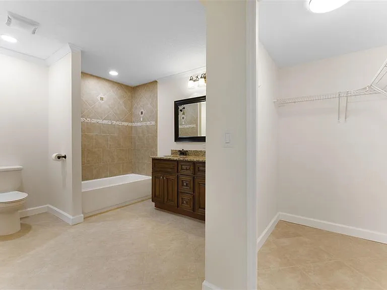 4727 W Bay Vista Ave — Photo 22