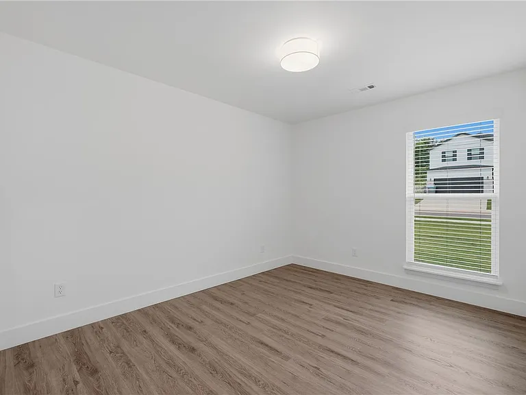 5127 Vista Ave — Photo 8
