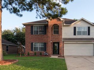 3218 Maryfield Ln, Pearland, TX 77581