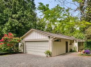11034 NE 26th Pl, Bellevue, WA 98004