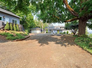 959 SW Red Hills Dr, Dundee, OR 97115