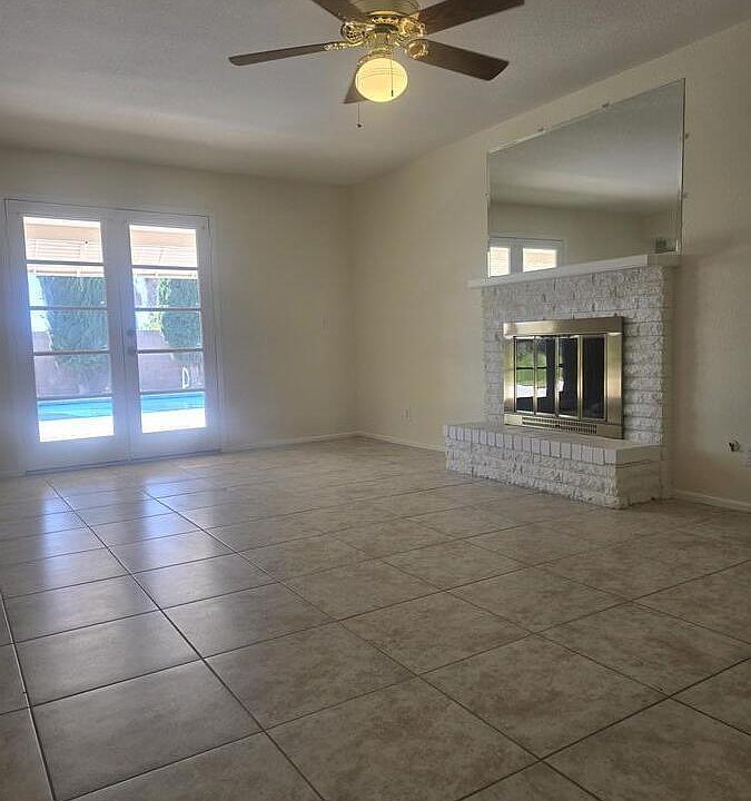 1st image of 641 Otono Dr