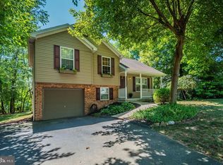 1272 Hillendale Rd, Chambersburg, PA 17202