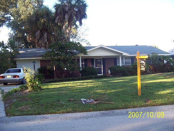2nd image of 2140 Lake Holloway Blvd