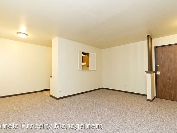 3rd image of 3345 W Highland Blvd #101