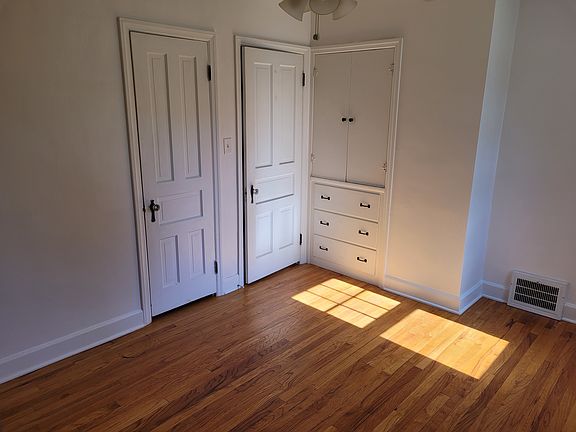 5th image of 5403 Seymour Rd