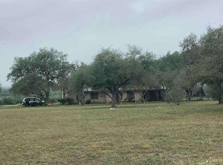 5935 Chaparral Trl, Beeville, TX 78102