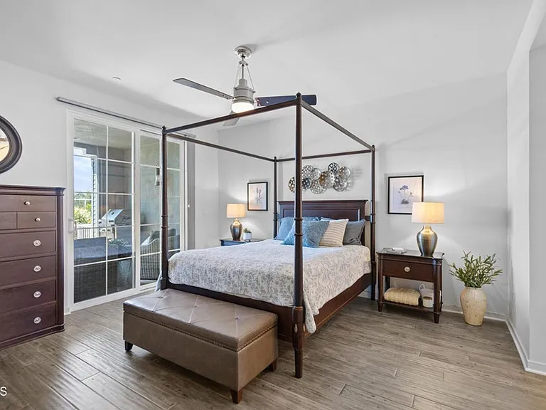 4008 Tradewinds Dr — Photo 23