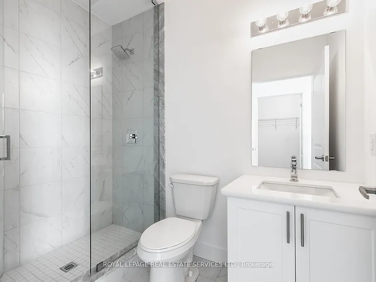 460 Dundas St E #1202 — Photo 22