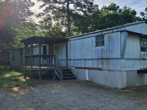 2246 Mountain Pine Rd #33, Hot Springs National Park, AR 71913