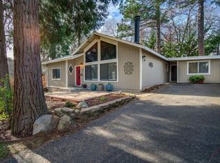 10290 Gold Dr, Grass Valley, CA 95945