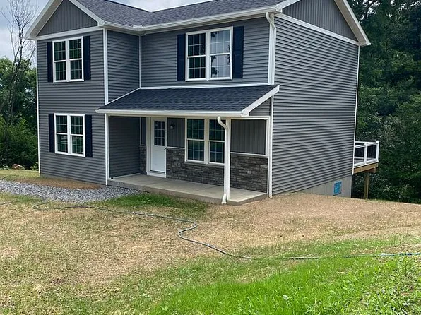 868 Sleepy Hollow Dr, Mohrsville, PA 19541