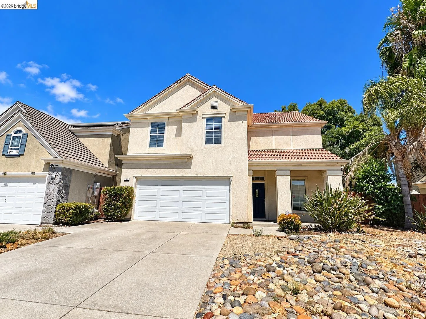 4 bed, 2.5 bath, 1870 sqft, $3,500 — Photo 1