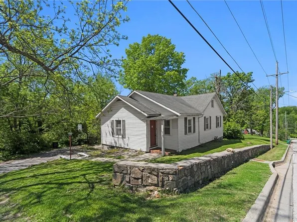 4001 NW South Dr, Riverside, MO 64150