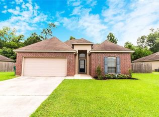 22233 Moss St, Ponchatoula, LA 70454