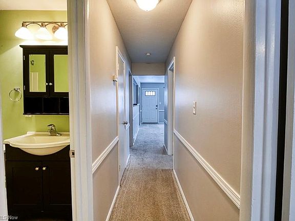 5th image of 5874 W 130th St