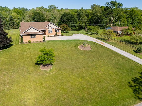 4th image of 3140 Sidney Freyburg Rd
