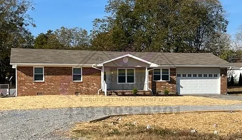 5045 Georgetown Rd NW Photo 1