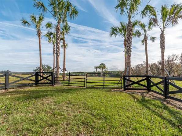 W Highway 329, Reddick, FL 32686