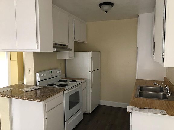 2nd image of 3720 42nd St APT 5