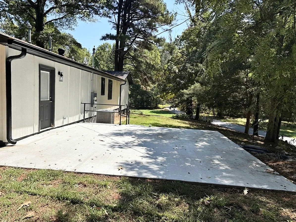 4 bed, 2.5 bath, 1802 sqft, $1,850 — Photo 3