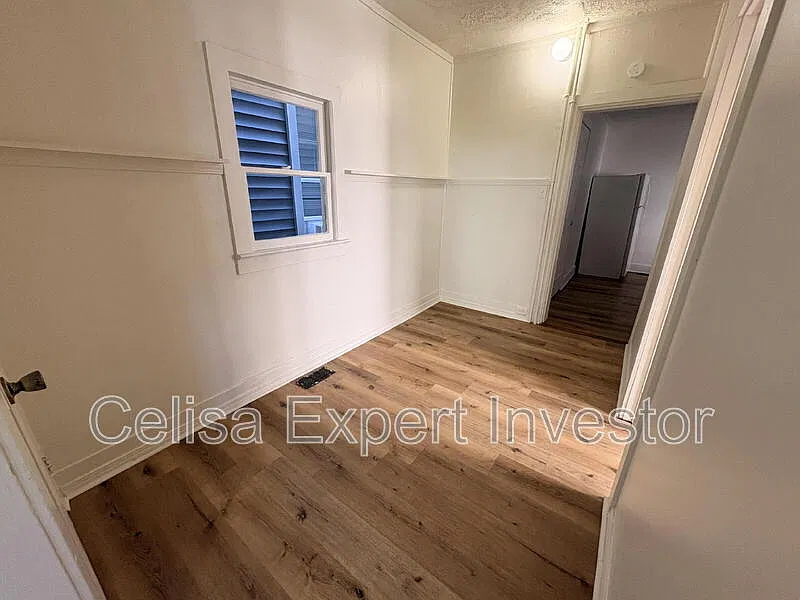 2 bed, 1.0 bath, 1152 sqft, $975 — Photo 3