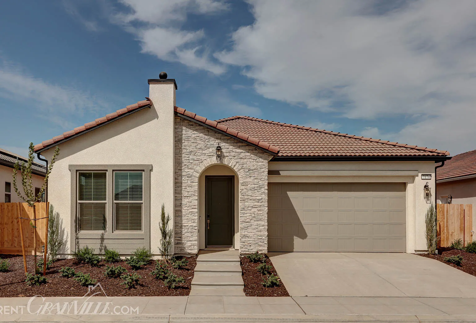 4 bed, 3.5 bath, 2355 sqft, $3,500 — Photo 1