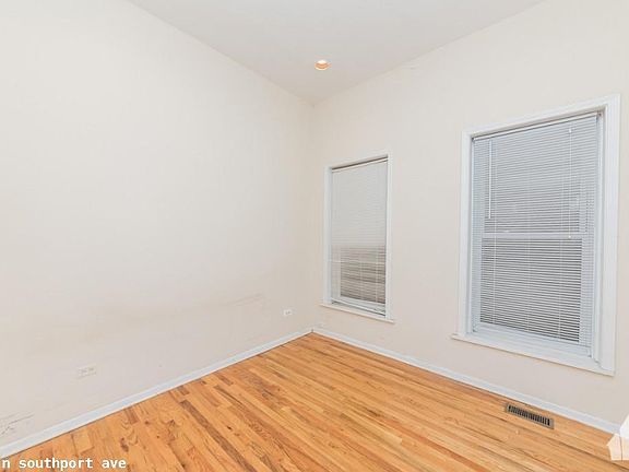 5th image of 2454 N Southport Ave #623