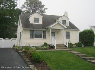 715 Park Ave, Spring Lake, NJ 07762