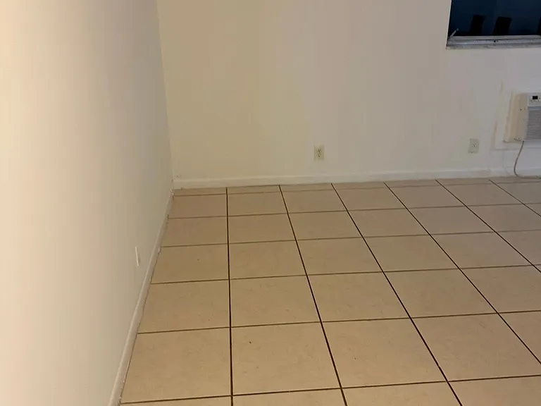 702 N L St — Photo 10