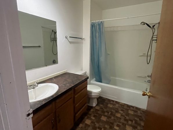 701 W Laramie St #4