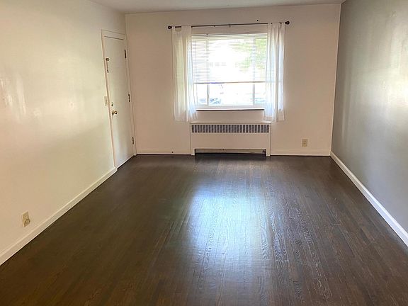 2nd image of 6945 Murray Ave #4