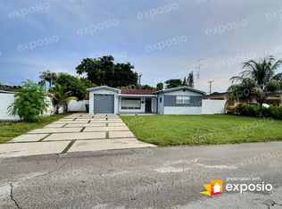 2121 Bahama Dr, Miramar, FL 33023