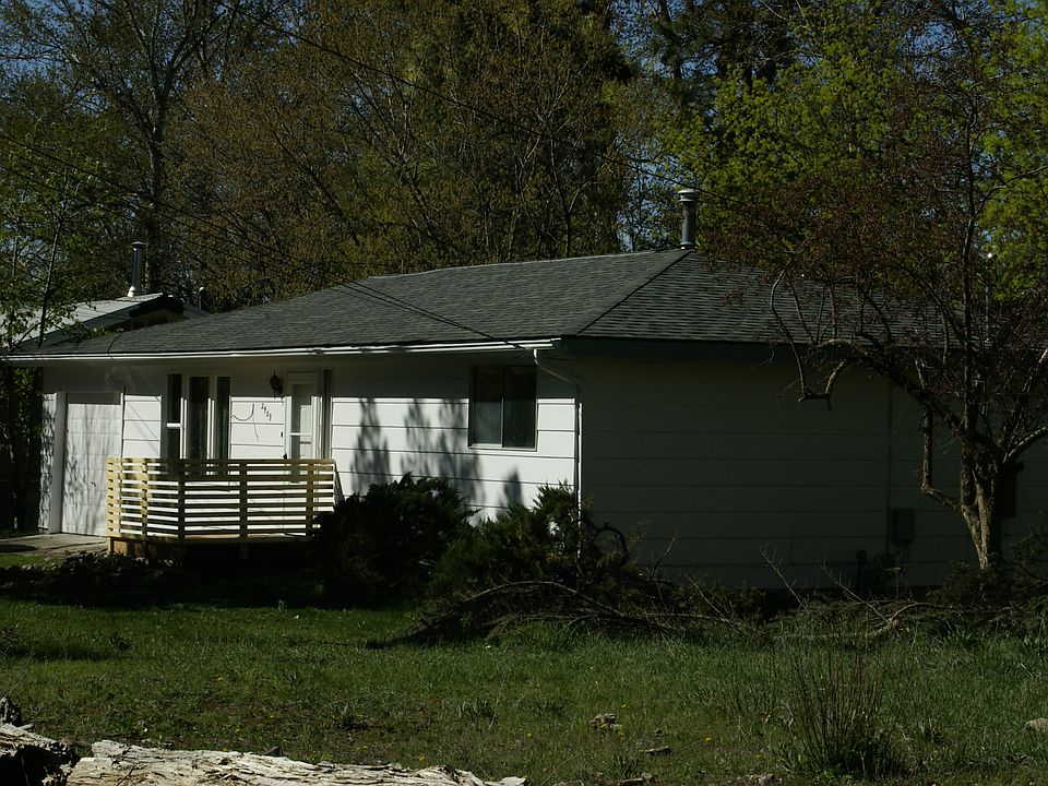 1st image of 2409 Raymond Ave