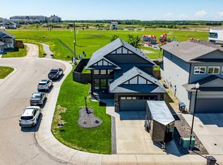 35 Bowman Cir, Sylvan Lake, AB T4S0H9