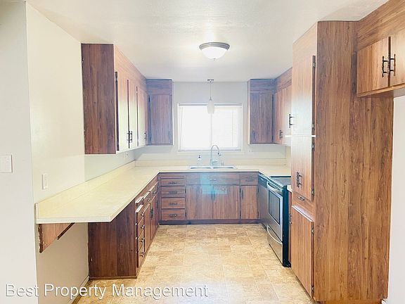5th image of 5120 Belle Dr