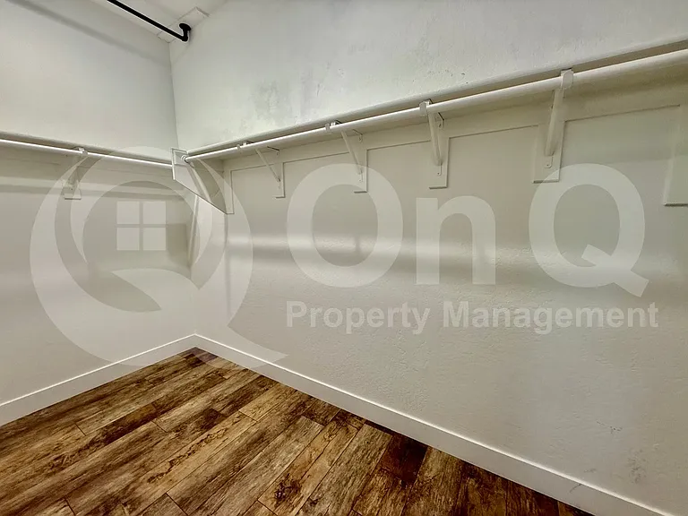 687 W Flintlock Way — Photo 24