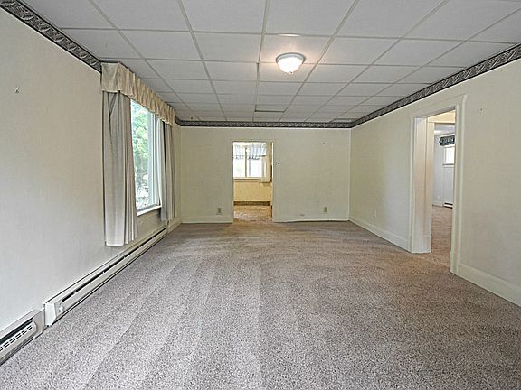 3rd image of 209 11th St