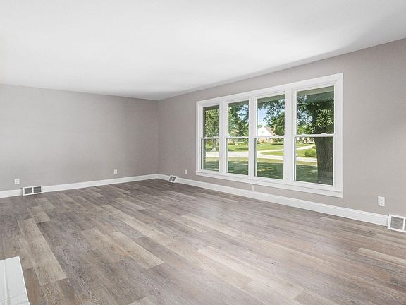 4th image of 89 Limestone Blvd