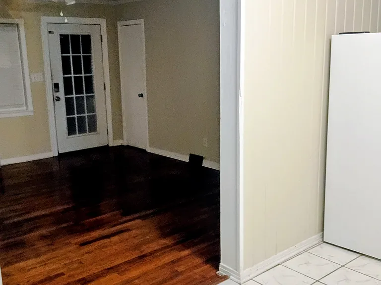 408 E Lafayette St — Photo 3