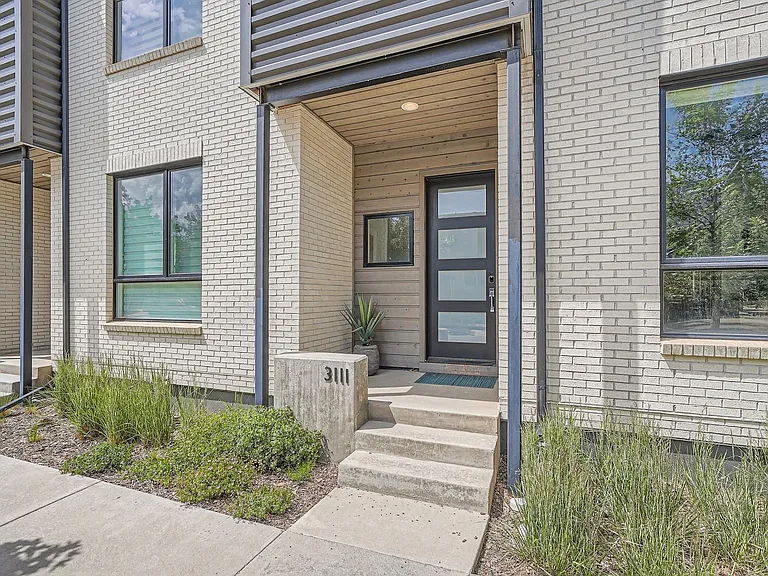 3111 Bluff St — Photo 5