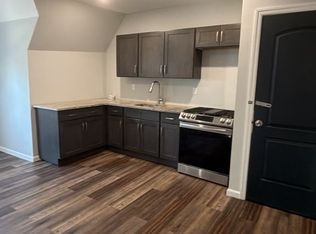 226 S 7th St #3, Newark, NJ 07103