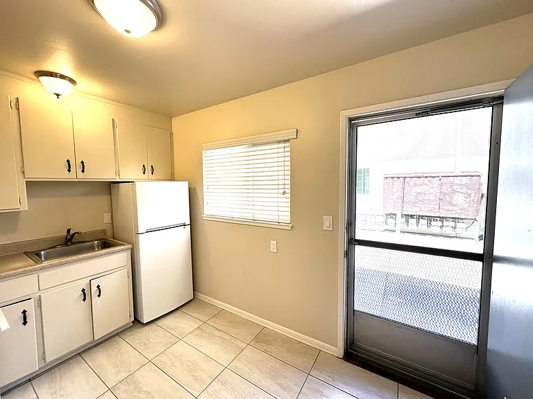 460 N Winchester Blvd #2 — Photo 3